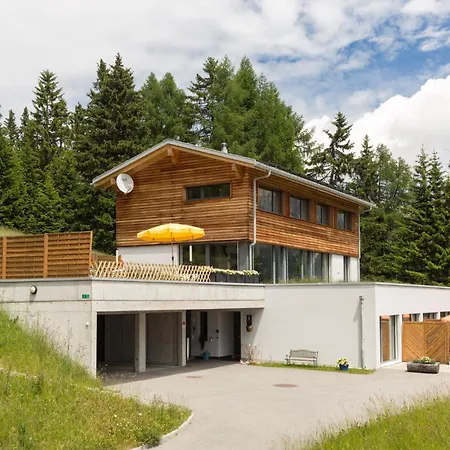Bed & Breakfast Raschainas Lenzerheide